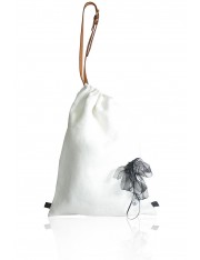 AILEY.7 キャンバス素材で、キャリーオール、クラッチとして使えるバッグ